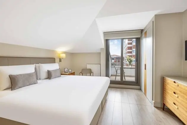 Çatı Katı Suit Oda, Şehir Manzaralı, Teraslı