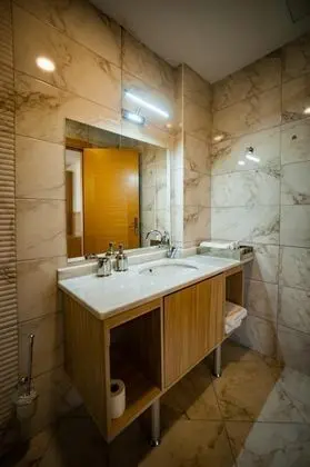 Standart Oda, Şehir Manzaralı