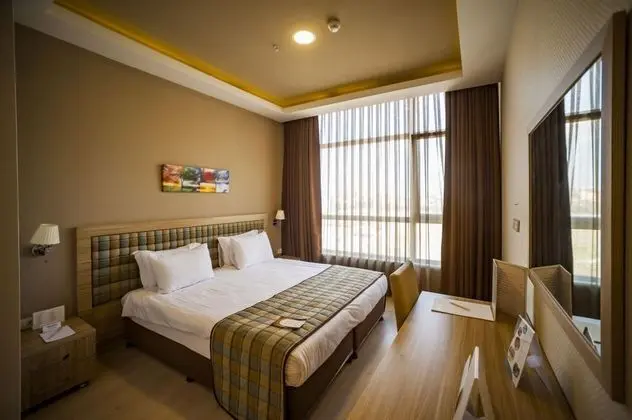 Standart Oda, Şehir Manzaralı