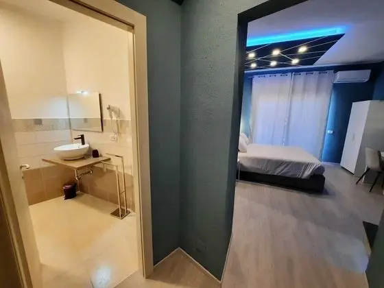 Luxury Tek Büyük Yataklı Oda