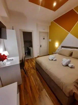 Standard Tek Büyük Yataklı Oda