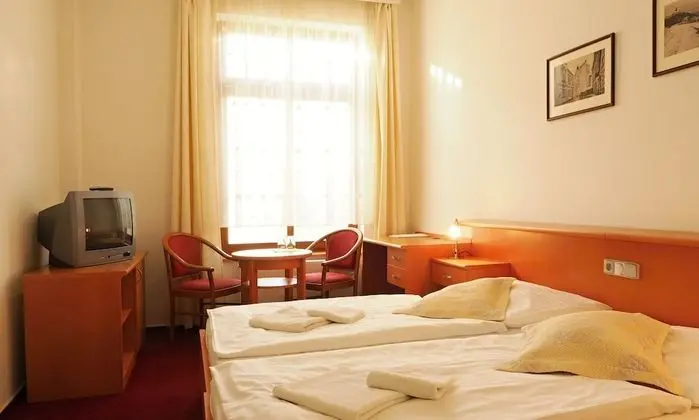 Standard Tek Büyük veya İki Ayrı Yataklı Oda, 1 Yatak Odası, Özel Banyo, Avlu