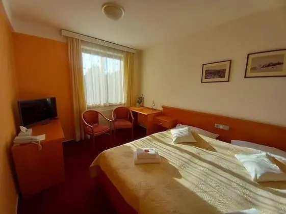 Standard Tek Kişilik Oda, Banyolu/Duşlu