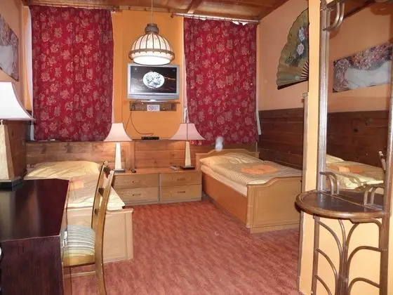 Tek Büyük Yataklı Oda, Banyolu/Duşlu