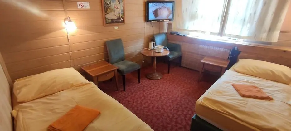 Tek Büyük Yataklı Oda, Banyolu/Duşlu