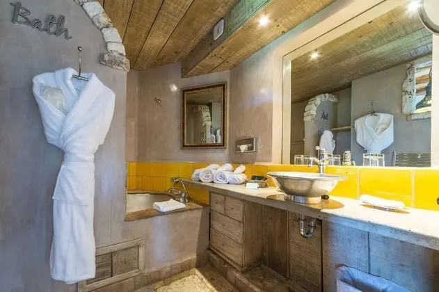 Junior Süit, 1 Çift Kişilik Yatak, Teras, Bahçe Manzaralı