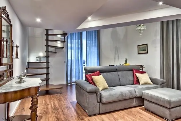 Deluxe Dubleks, Şehir Manzaralı, Ek Bina