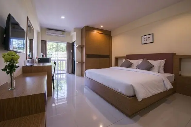 Standard Tek Büyük Yataklı Oda, 1 En Büyük (King) Boy Yatak, Sigara İçilmez, Bahçe Manzaralı