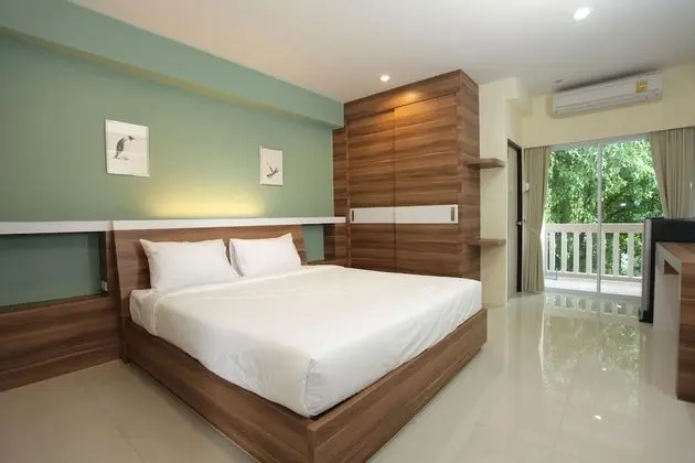 Standard Tek Büyük Yataklı Oda, 1 En Büyük (King) Boy Yatak, Sigara İçilmez, Bahçe Manzaralı