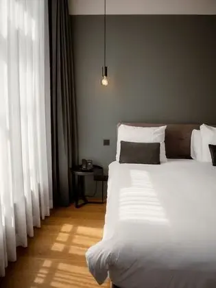 Comfort Tek Büyük Yataklı Oda (U sleep Charming)