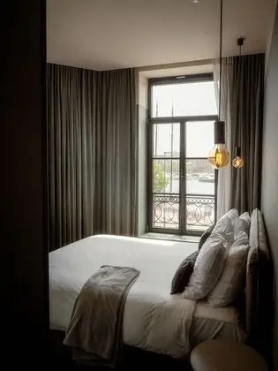 Comfort Tek Büyük Yataklı Oda (U sleep Charming)