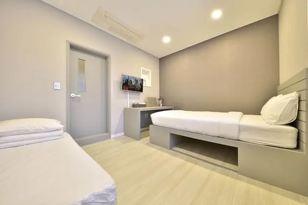 Deluxe Üç Kişilik Oda, 1 Yatak Odası, Şehir Manzaralı, Avlu