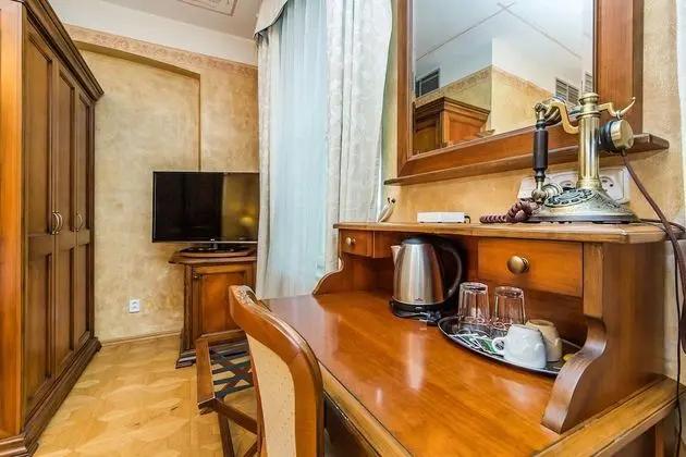 Executive Tek Büyük Yataklı Oda, Banyolu/Duşlu, Nehir Manzaralı