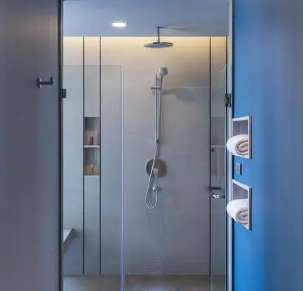 Deluxe Room with Sea View