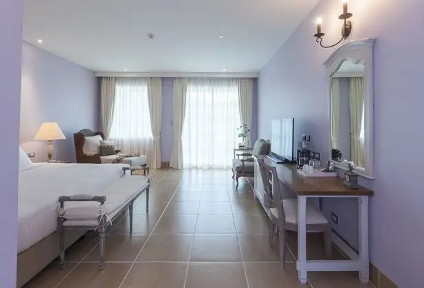 Deluxe Family Connecting Rooms