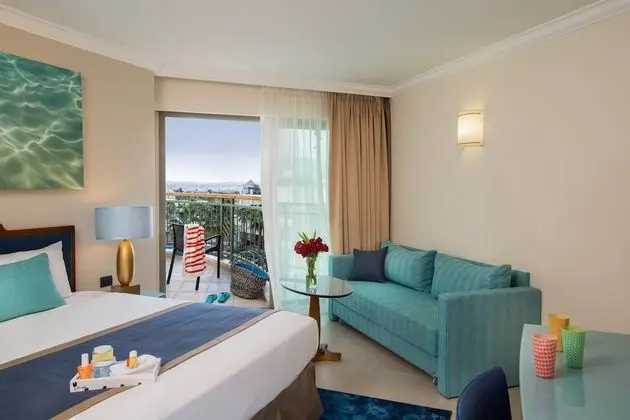 Superior Oda, Balkon, Nehir Manzaralı