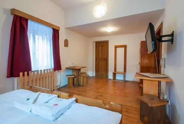 Tek Büyük veya İki Ayrı Yataklı Oda