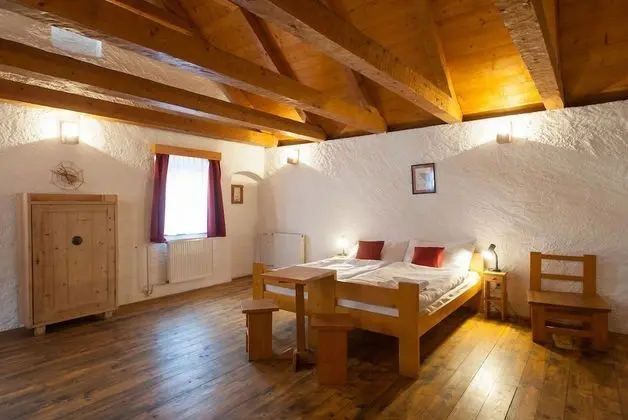 Tek Büyük veya İki Ayrı Yataklı Oda