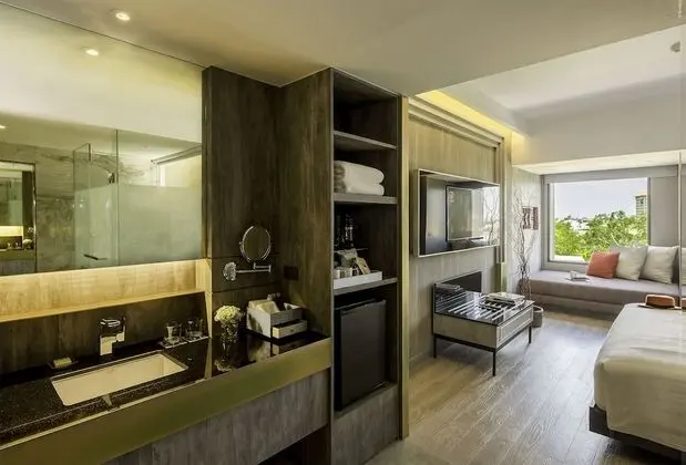 Deluxe Room (24 Hours Use of Room)