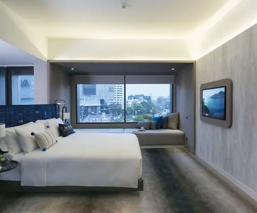 Premium Deluxe Corner (24 Hours Use of Room)