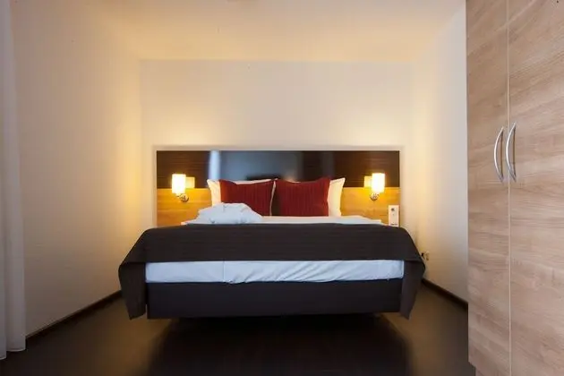 Standard Tek Büyük Yataklı Oda