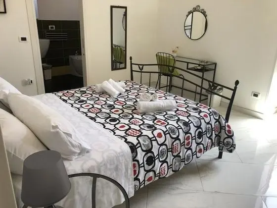 Tek Büyük Yataklı Oda