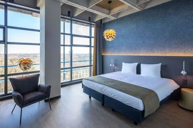 Panoramic Tek Büyük Yataklı Oda