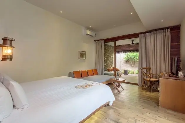 Superior Garden (24-Hours Use of Room)