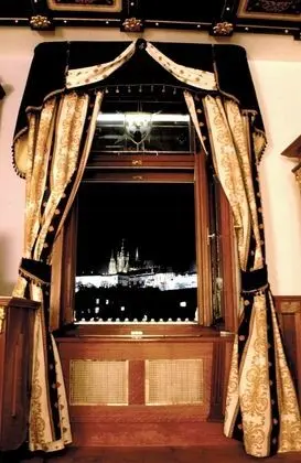 Deluxe Oda (Castle View)