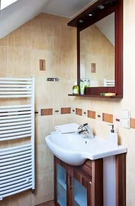 Comfort Apart Daire, 2 Yatak Odası, Mutfak, Bahçe Manzaralı