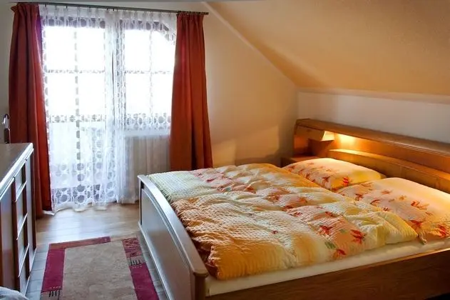 Comfort Apart Daire, 3 Yatak Odası, Balkon, Bahçe Manzaralı