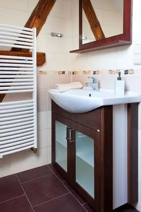 Comfort Apart Daire, 3 Yatak Odası, Balkon, Bahçe Manzaralı