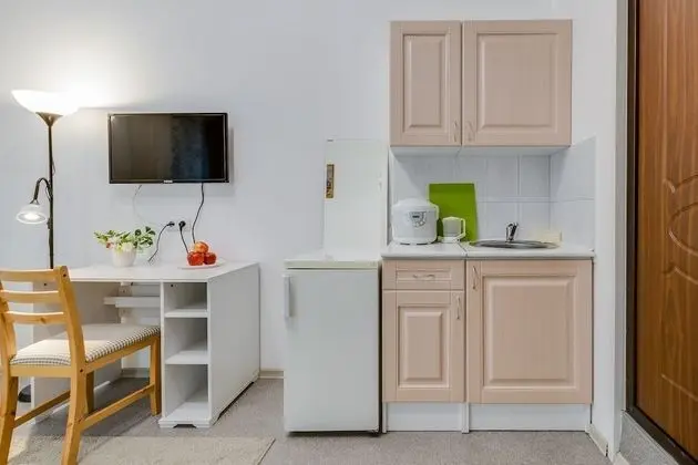 Tek Büyük Yataklı Oda, Ortak Banyo (Big)