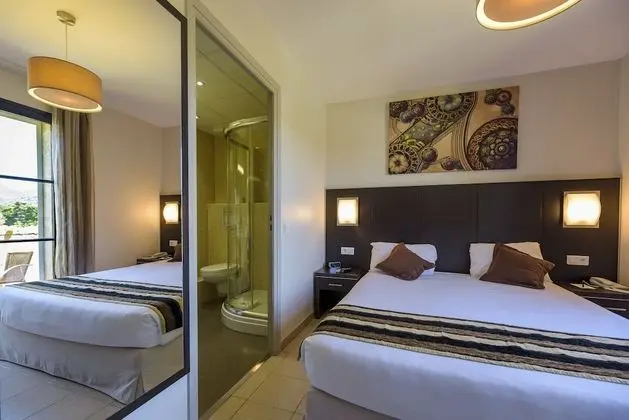 Comfort Tek Büyük Yataklı Oda