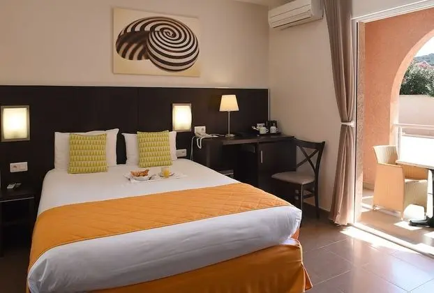 Deluxe Tek Büyük Yataklı Oda, Teras