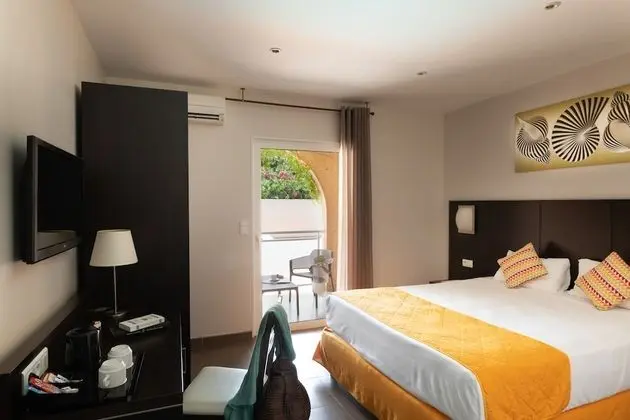 Deluxe Tek Büyük Yataklı Oda, Teras