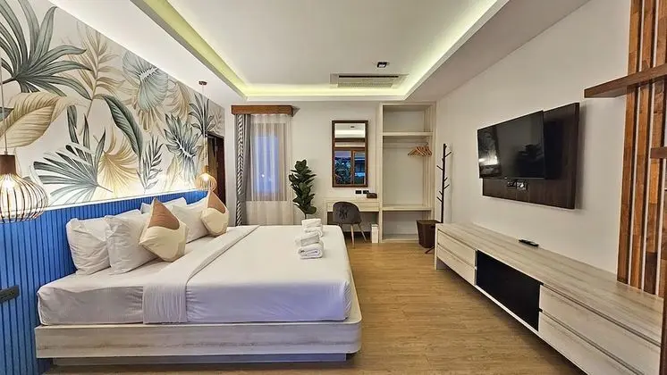 Family Pool Villa