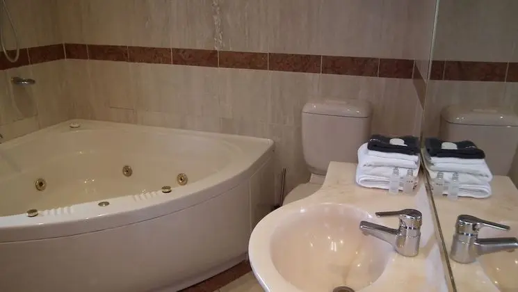 Apart Daire, 4 Yatak Odası, Balkon