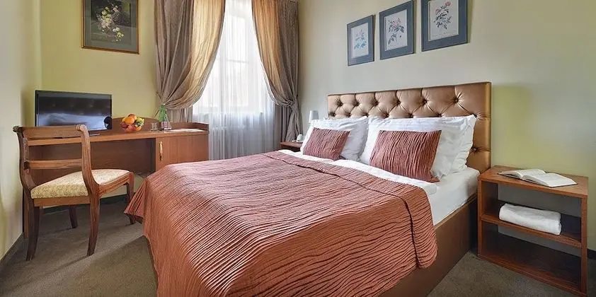 Tek Büyük veya İki Ayrı Yataklı Oda