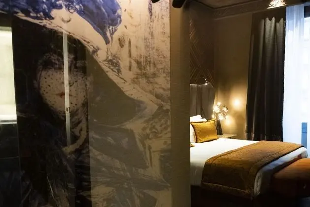 Executive Tek Büyük Yataklı Oda