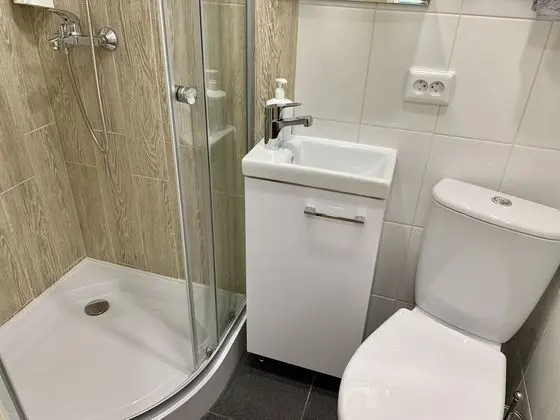Family Apart Daire, 1 Çift Kişilik Yatak, Özel Banyo, Avlu Manzaralı