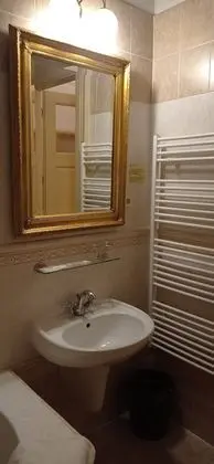 Üç Kişilik Oda, 1 Yatak Odası, Banyolu/Duşlu