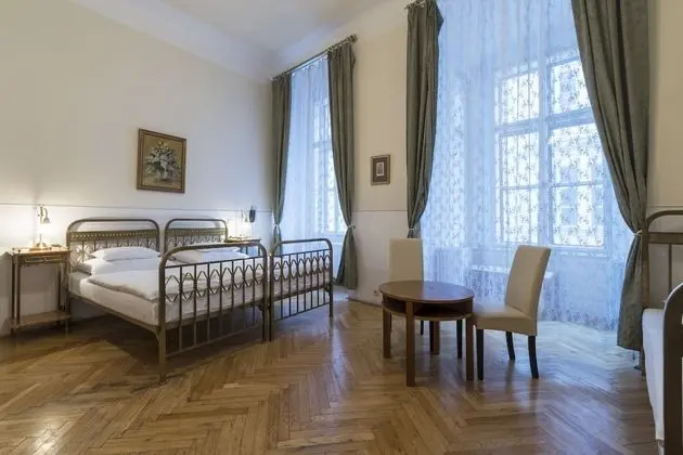 Üç Kişilik Oda, 1 Yatak Odası, Banyolu/Duşlu