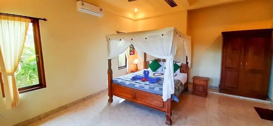 Deluxe Villa