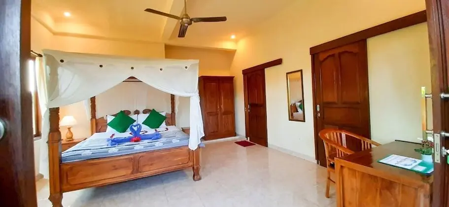 Deluxe Villa