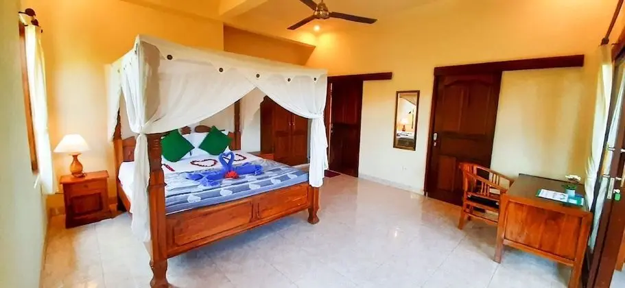 Deluxe Villa