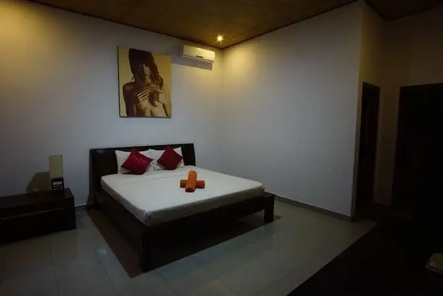 Üç Kişilik Oda, Balkon