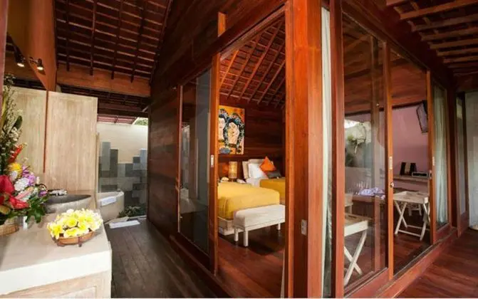 Villa Deluxe
