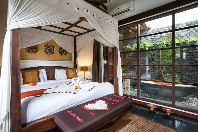 Superior One Bedroom Private Pool Villa with Free Benefits