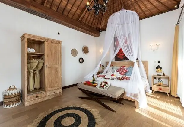 Superior One Bedroom Private Pool Villa with Free Benefits